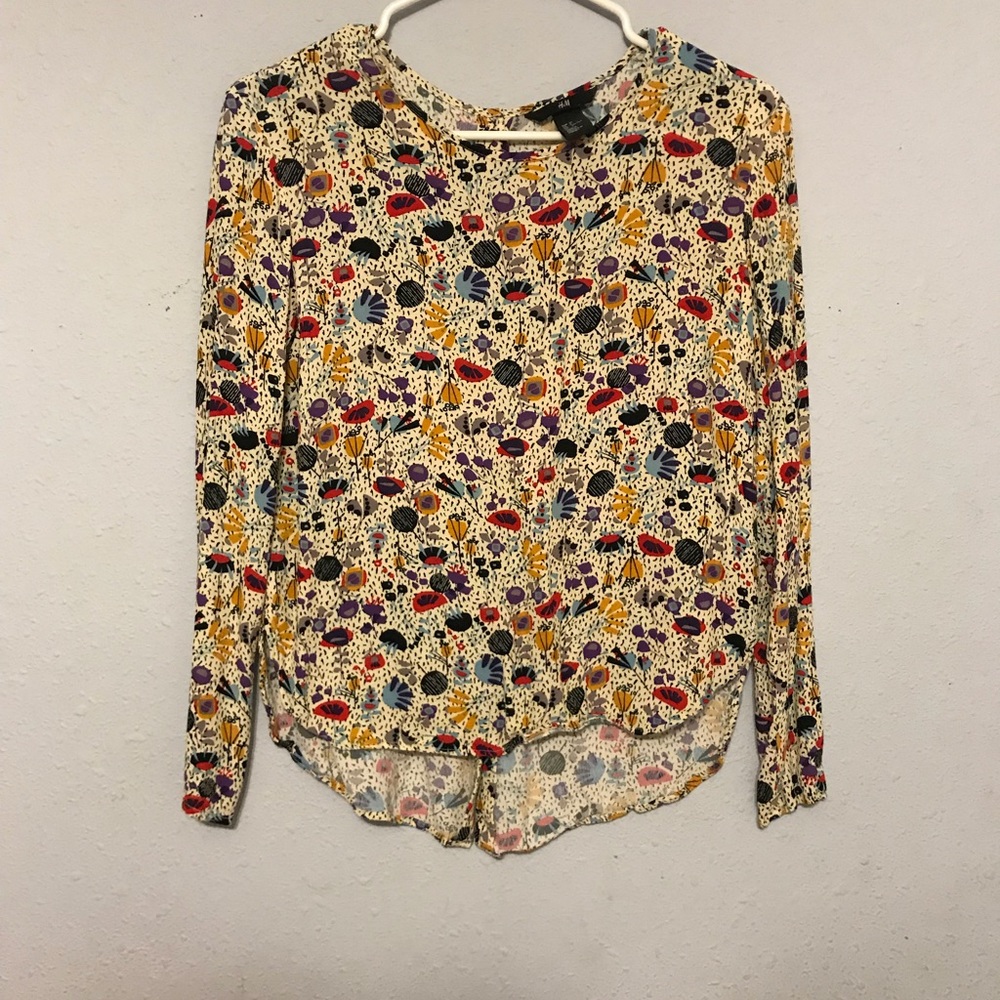 H&m long sleeve patterned top